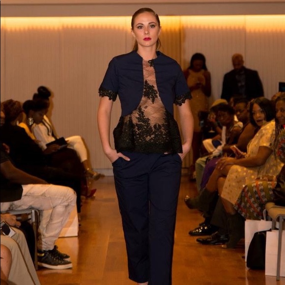 Meet your Posher, Cassidy - Picture 2 of 3